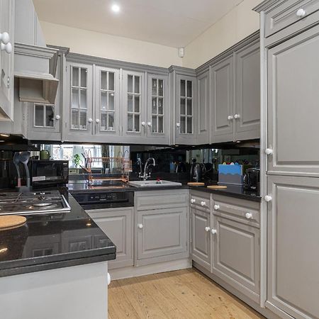 شقة Fabulous House Near Harrods And The Science Museum لندن المظهر الخارجي الصورة