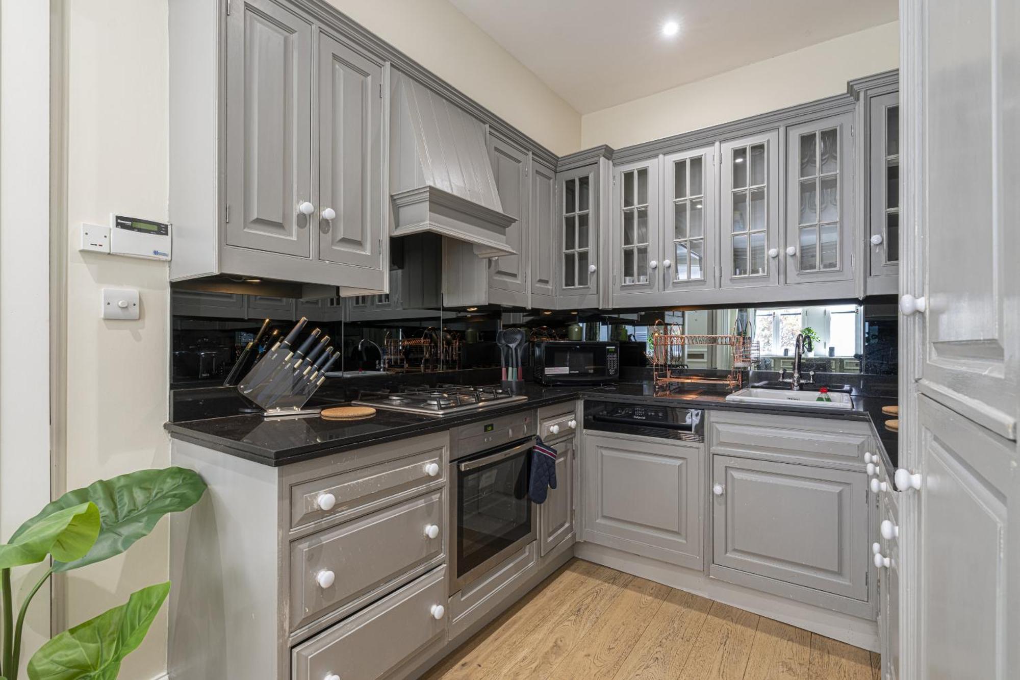 شقة Fabulous House Near Harrods And The Science Museum لندن المظهر الخارجي الصورة